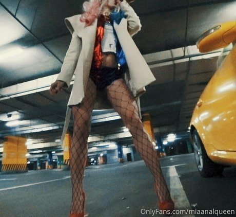 エボニーサマーオンリーファンズ ポルノ 写真