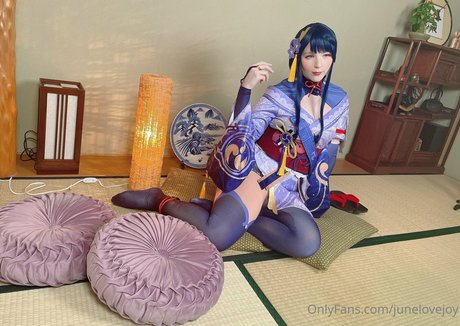 junelovejoy セクシーモデル ギャラリー