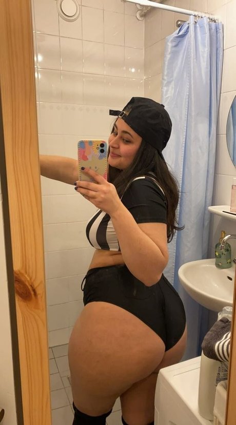 Liefloves 美しいモデル 画像