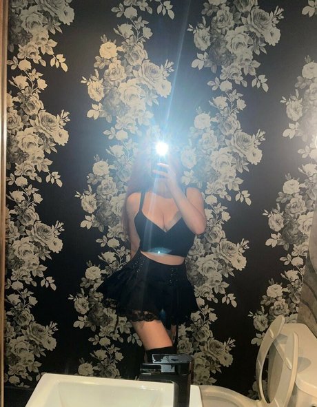 kaylan ポルノスター パーフェクト 写真