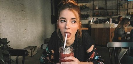 エモヌードオンリーファンズ ホットセックス ギャラリー