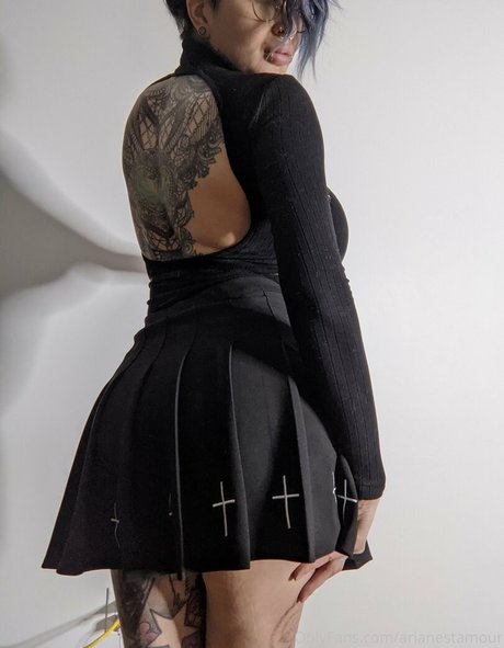 arianestamour ホット女優 ギャラリー