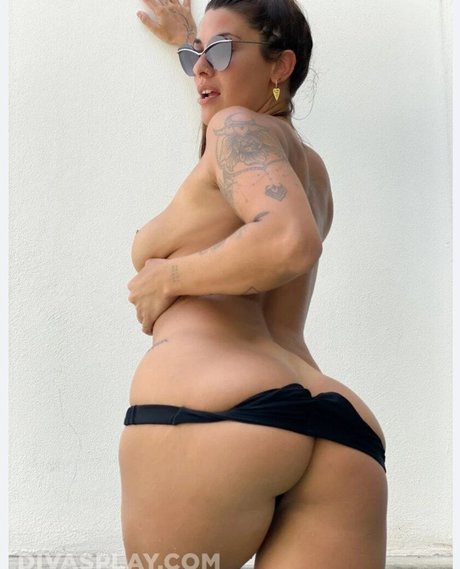 Ivana Nadal ヌードモデル 画像