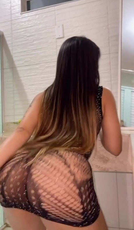 Tati Maya 美しいモデル 写真