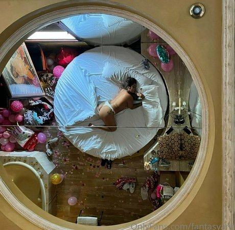 制服オンリーファン セクシーxxx 写真