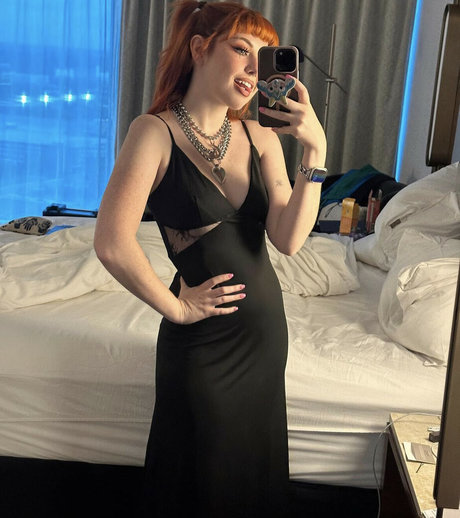 BDSM奴隷オンリーファンズ 無料裸 写真