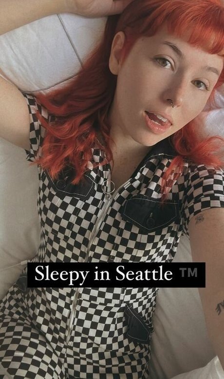 アジア人のセックステープ オンリーファンズ HD 写真