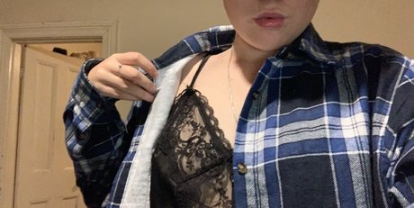 プライベートオンリーファンズ セクシー裸 写真