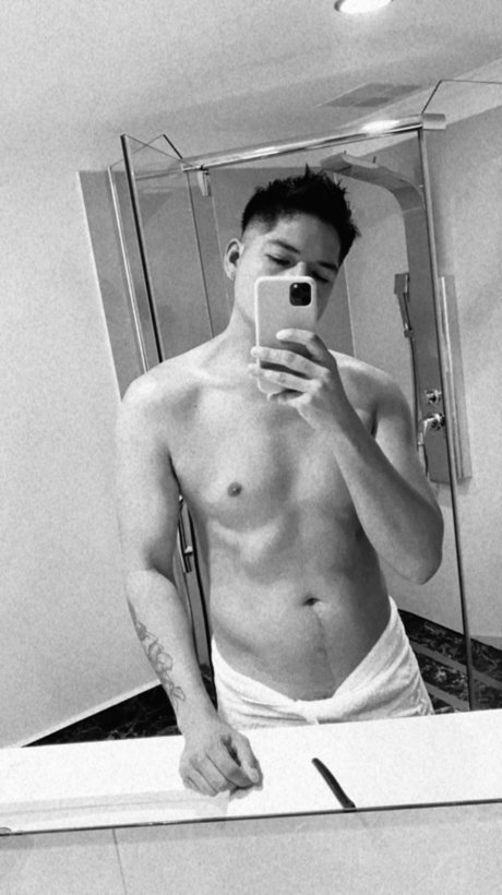 Rigo delgado 完璧なスター 写真