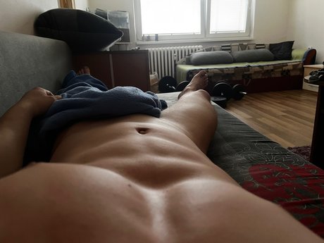 Robert Rakota ポルノスター 可愛い 画像