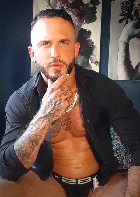 Brandon Bangs 完璧なポルノスター 写真