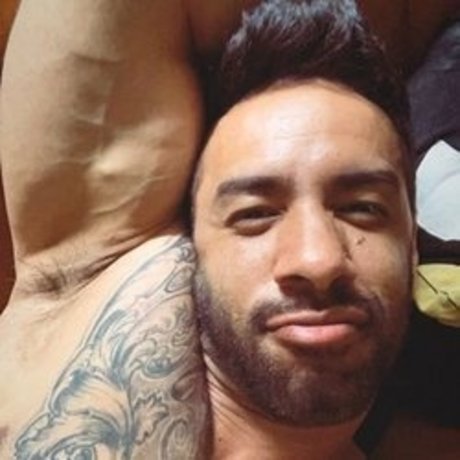 Mateo Zagal 美しいスター 写真