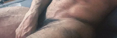 Mateo Zagal モデル 写真