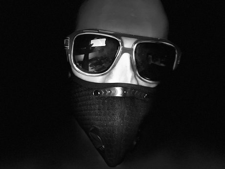 Masked Mountain Man HDスター 写真