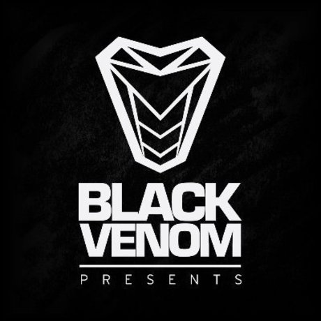 Black Venom TV 完璧なモデル 写真