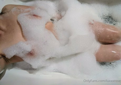 luxxxrose xxxスター 画像