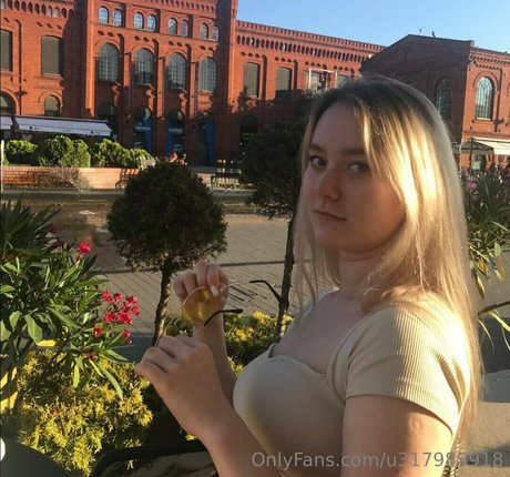 celebrity hannah montana アートスター 写真