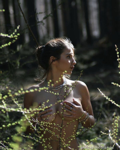 Anna Arevalo スター ヌード 画像