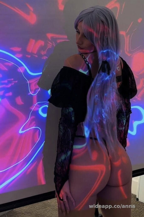 Anna Arevalo 限定スター 写真