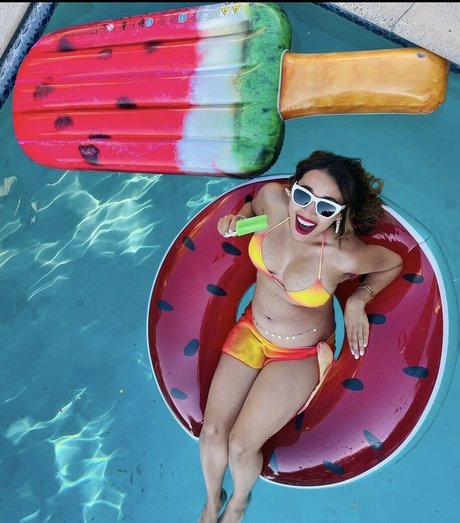 Britt Johnson 裸モデル 画像