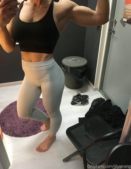 寝取られ無料オンリーファンズ ポルノグラフィック 写真