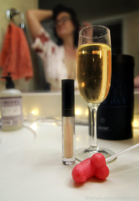 垂れ乳オンリーファンズ セクシーxxx アーカイブ