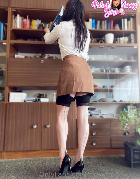 polishsissysara xxxモデル アーカイブ