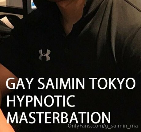 金髪巨乳オンリーファンズ ホットヌード 写真