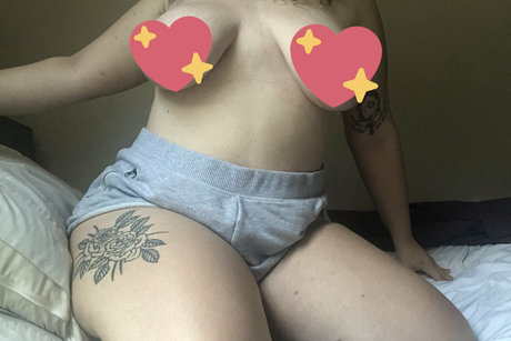 scorpiheauxx ポルノスター 美しい 写真