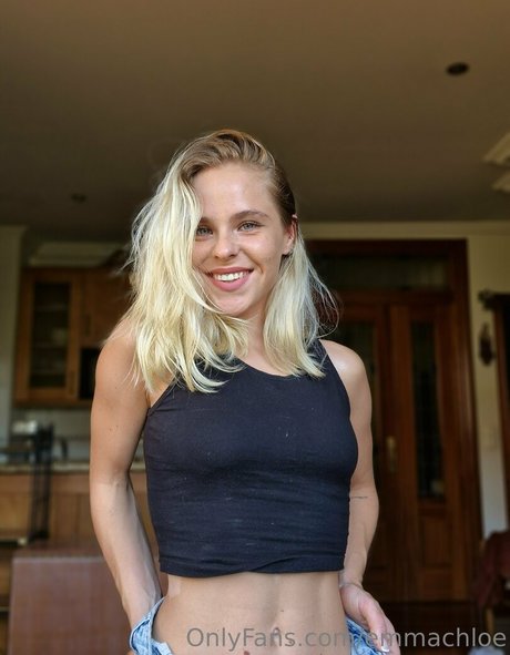 emmachloee ポルノスター 画像