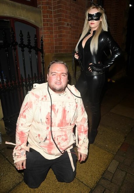 Katie McGlynn ヌードスター 画像