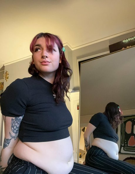 巨乳ディープスロートオンリーファンズ ホットポルノ 写真