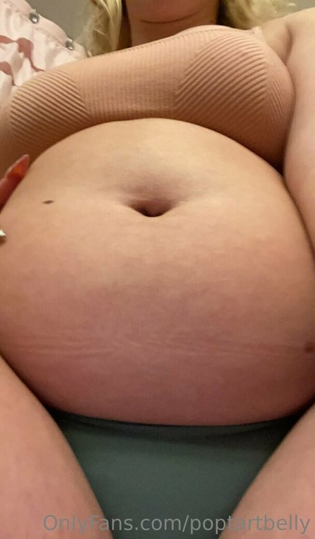 男のオンリーファンズ ホット裸 写真