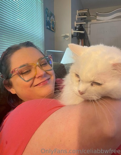 celiabbwfree top profile image