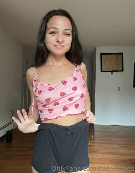 babykitties セクシーなポルノスター 画像