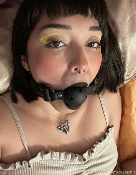 セクシーなブロンドのオンリーファンズ 裸 写真