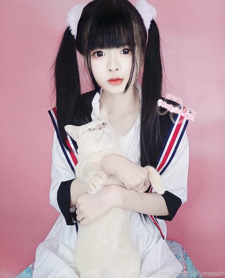 DollyMewTH 女優 写真