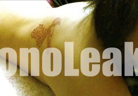 フェラチオ アジア人 オンリーファンズ ホットセックス 写真