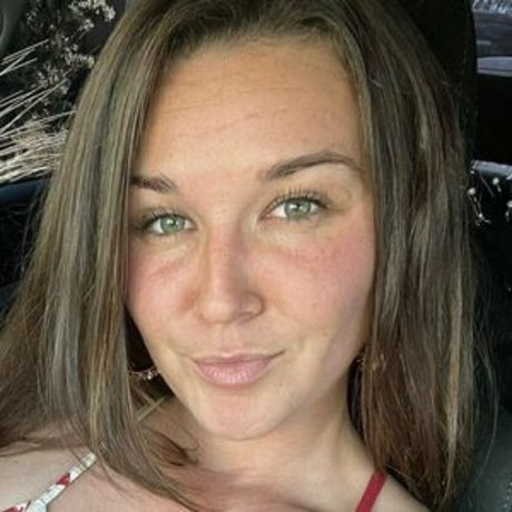 courtneylynnfree かわいいスター 写真