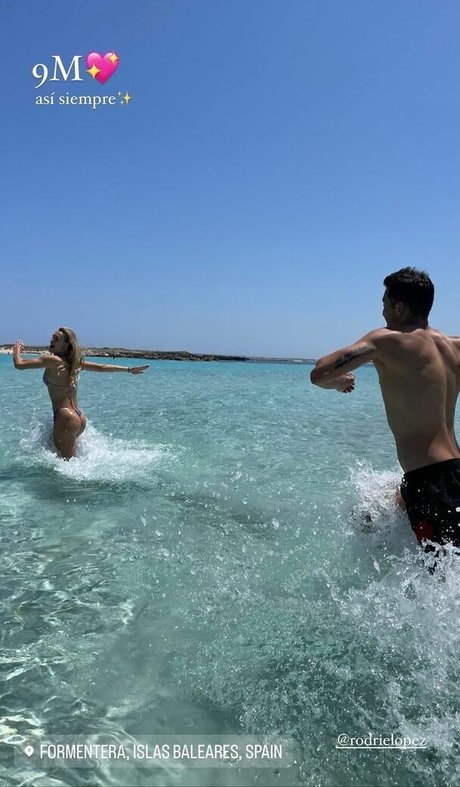 ゲイ教師オンリーファンズ 裸 写真