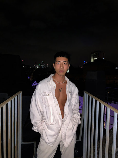 Anton H 独占女優 写真