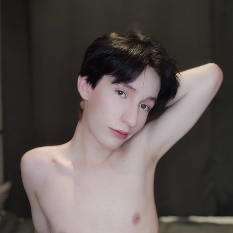 MHemingway 高品質モデル 画像