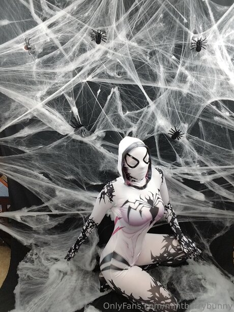 カッククイーンオンリーファンズ 可愛い アーカイブ