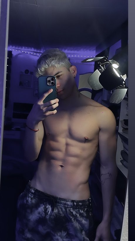 CARLOS BROWN 完璧なモデル 画像