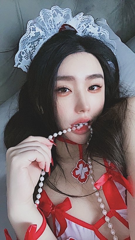 Celine W ヌードモデル 写真
