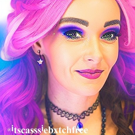 YOUR NEW OBSESSION セクシー女優 画像