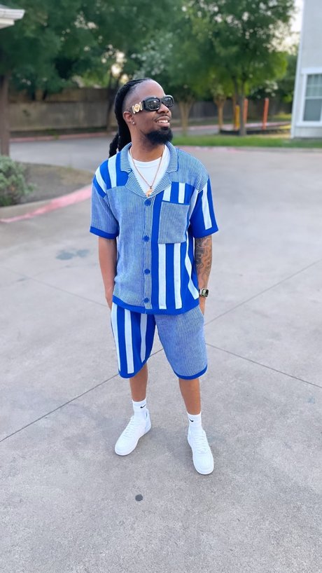 バニーヌードオンリーファンズ アート裸 写真