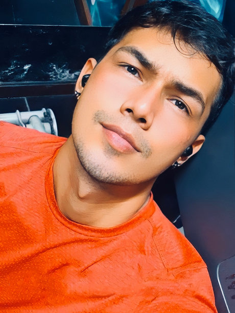 Manuel Hern ndez トップモデル 画像