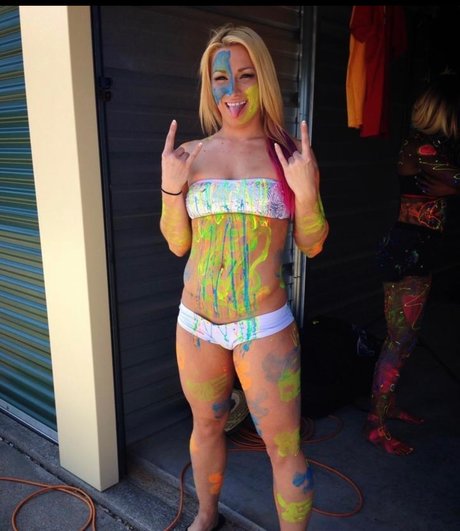 Molly Pop ホットなスター 写真