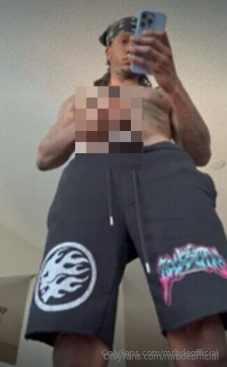 デカ尻ジーンズ オンリーファンズ 無料ヌード 写真